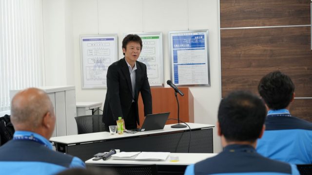 講話