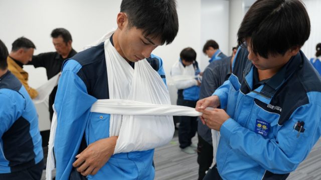 三角巾の使用方法