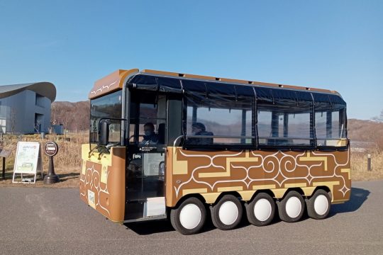 やさしい園内バス